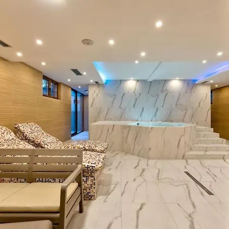 Dexy Luxury And Apartment