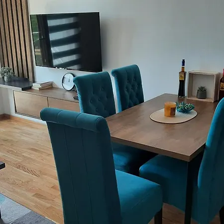 Dexy Luxury And * Zlatibor